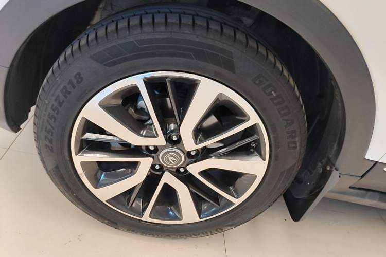 Used CHANGAN CS55 2017 1.5T Automatic Xuan Dong Model Left Front Wheel Hub