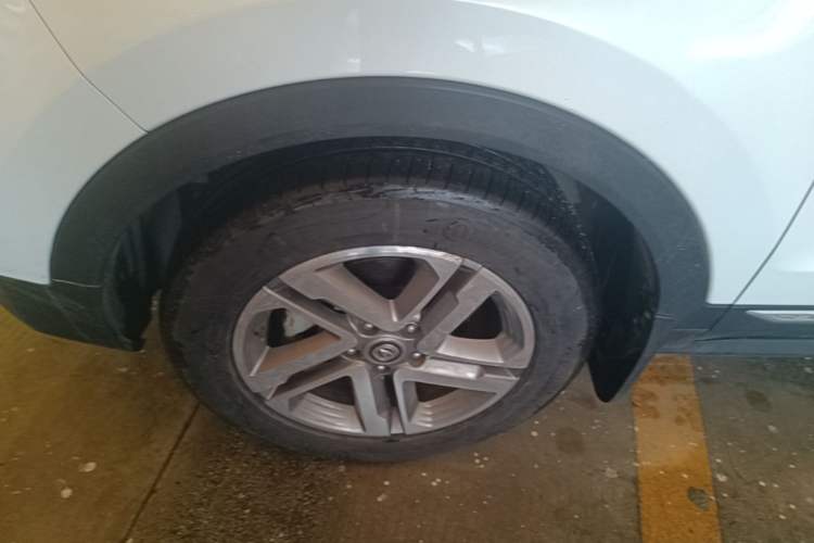 Used CHANGAN CS55 2017 1.5T Automatic Colorful Edition Left Front Wheel Hub