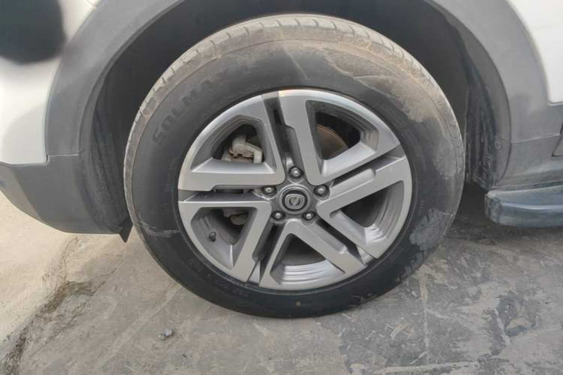 Used CHANGAN CS55 2017 1.5T Manual Colorful Edition Left Front Wheel Hub