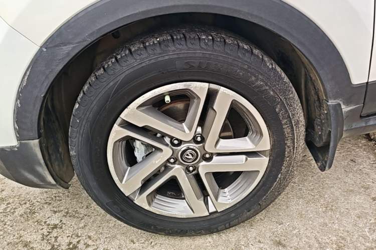 Used CHANGAN CS55 2017 1.5T Automatic Colorful Edition Left Front Wheel Hub
