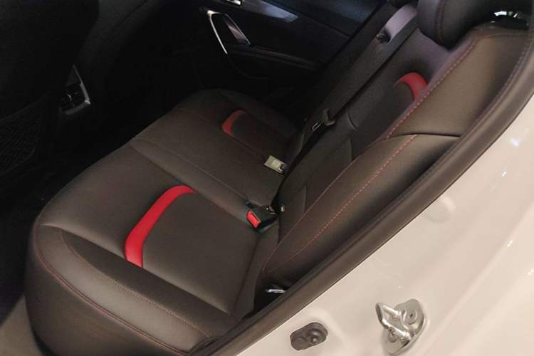 Used CHANGAN CS55 2017 1.5T Automatic Xuan Dong Model Left Rear Seat