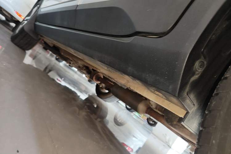 Used CHANGAN CS55 2017 1.5T Automatic Colorful Edition Left Side Sill