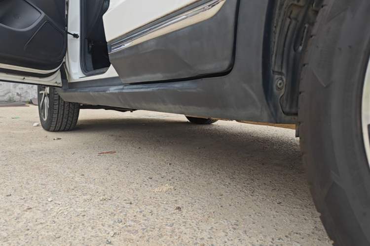 Used CHANGAN CS55 2017 1.5T Automatic Xuan Dong Model Left Side Sill