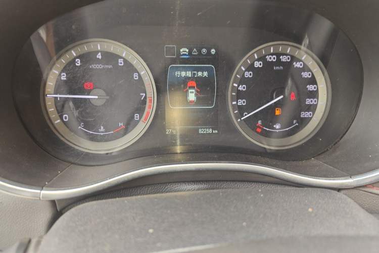 Used CHANGAN CS55 2017 1.5T Manual Xuan Dong Model Odometer Close Up