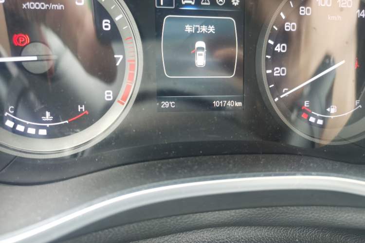 Used CHANGAN CS55 2017 1.5T Automatic Colorful Edition Odometer Close Up