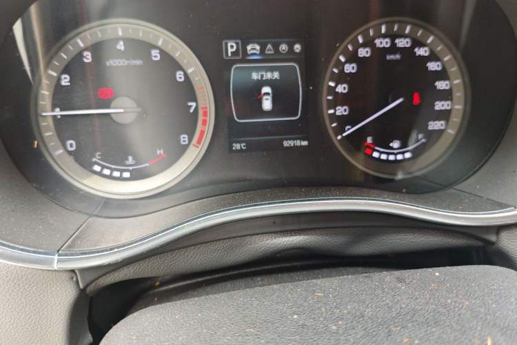 Used CHANGAN CS55 2017 1.5T Automatic Colorful Edition Odometer Close Up