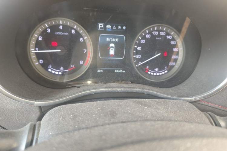 Used CHANGAN CS55 2017 1.5T Automatic Xuan Dong Model Odometer Close Up