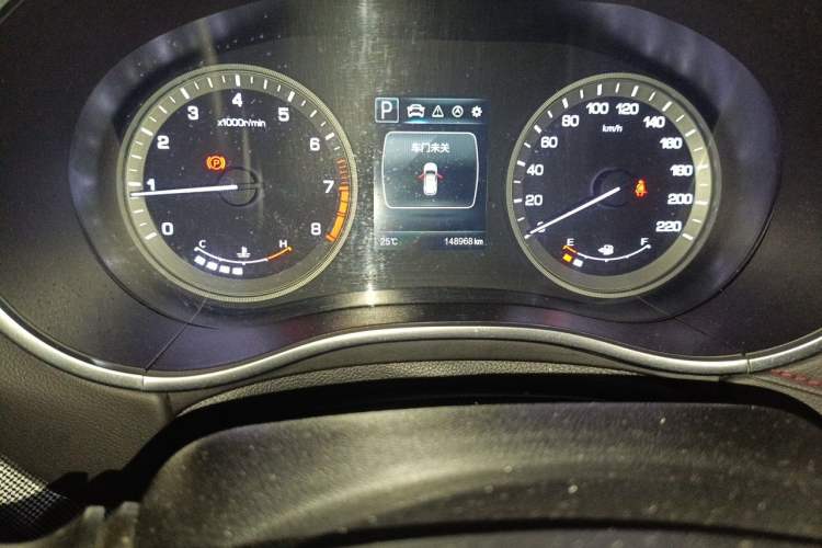 Used CHANGAN CS55 2017 1.5T Automatic Colorful Edition Odometer Close Up
