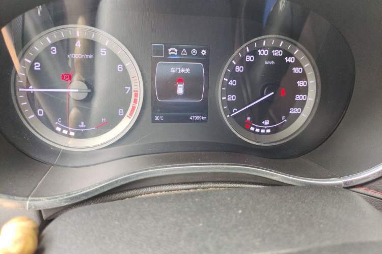 Used CHANGAN CS55 2017 1.5T Manual Colorful Edition Odometer Close Up