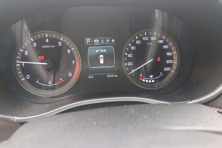 Used CHANGAN CS55 2017 1.5T Automatic Colorful Edition Odometer Close Up