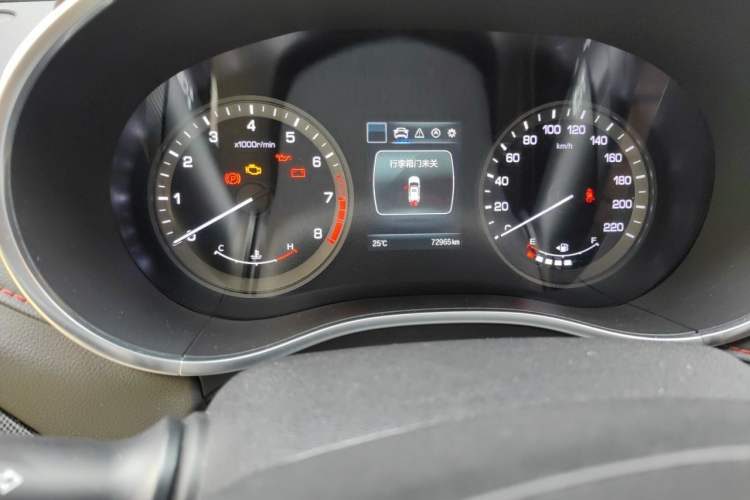 Used CHANGAN CS55 2017 1.5T Manual Colorful Edition Odometer Close Up