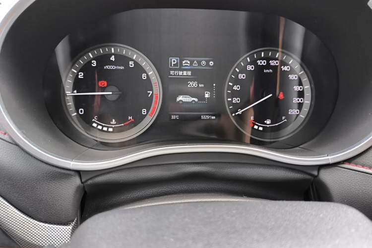 Used CHANGAN CS55 2017 1.5T Automatic Colorful Edition Odometer Close Up