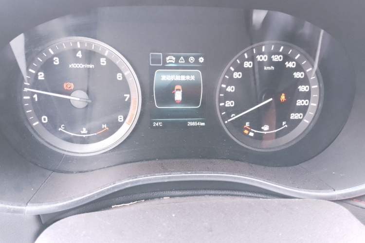 Used CHANGAN CS55 2017 1.5T Manual Colorful Edition Odometer Close Up