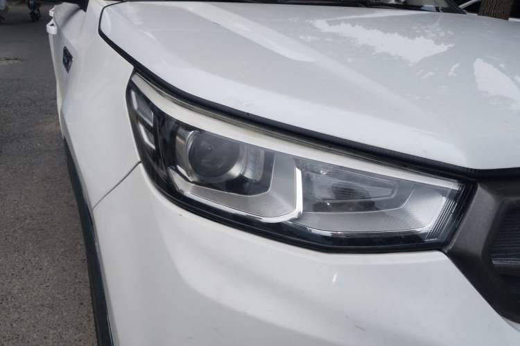 Used CHANGAN CS55 2017 1.5T Manual Colorful Edition Right Front Headlight