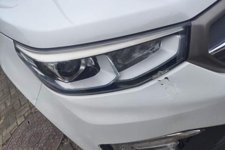 Used CHANGAN CS55 2017 1.5T Manual Colorful Edition Right Front Headlight
