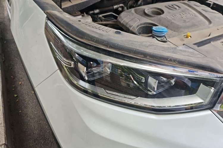 Used CHANGAN CS55 2017 1.5T Automatic Colorful Edition Right Front Headlight