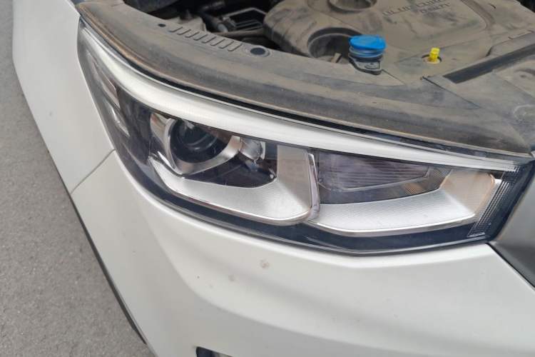 Used CHANGAN CS55 2017 1.5T Manual Ignition Model Right Front Headlight