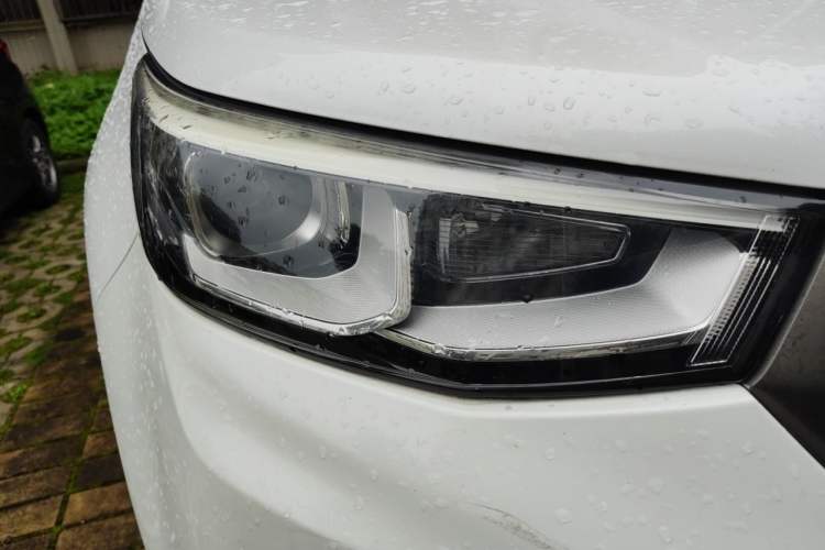 Used CHANGAN CS55 2017 1.5T Manual Colorful Edition Right Front Headlight