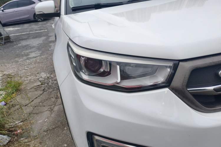 Used CHANGAN CS55 2017 1.5T Automatic Colorful Edition Right Front Headlight