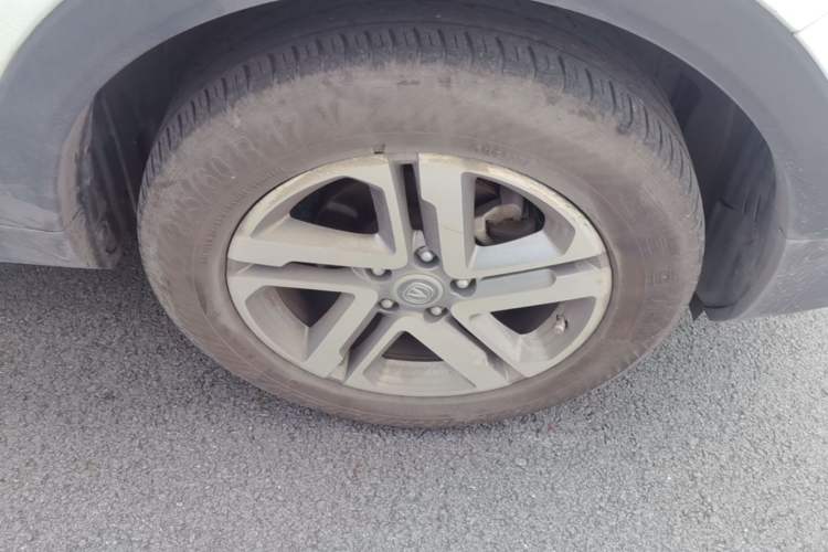 Used CHANGAN CS55 2017 1.5T Automatic Colorful Edition Right Front Wheel Hub