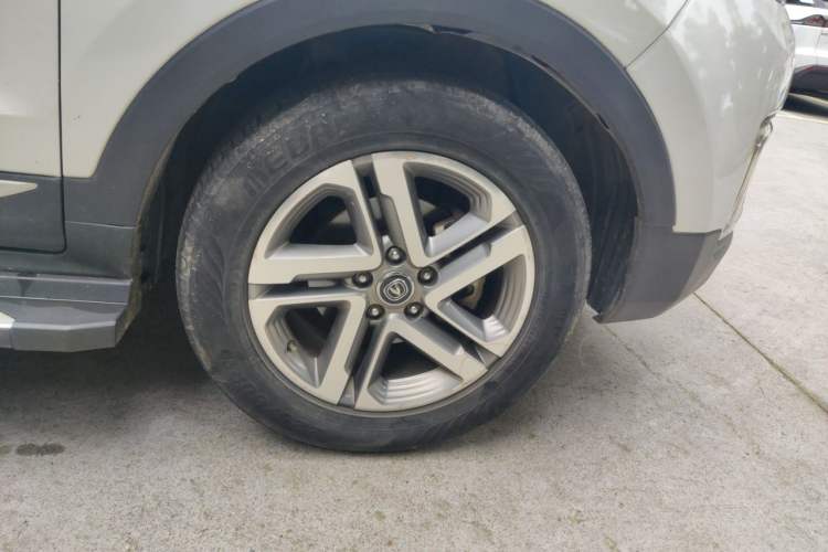 Used CHANGAN CS55 2017 1.5T Automatic Colorful Edition Right Front Wheel Hub