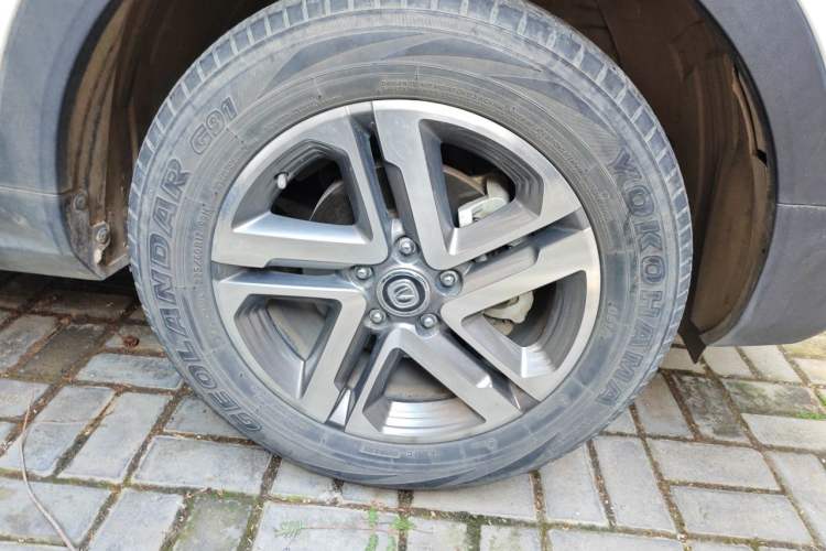 Used CHANGAN CS55 2017 1.5T Manual Colorful Edition Right Front Wheel Hub