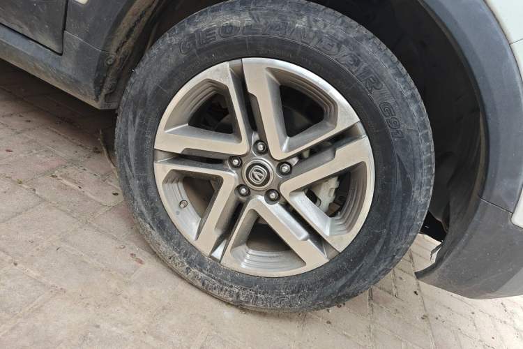 Used CHANGAN CS55 2017 1.5T Manual Colorful Edition Right Front Wheel Hub