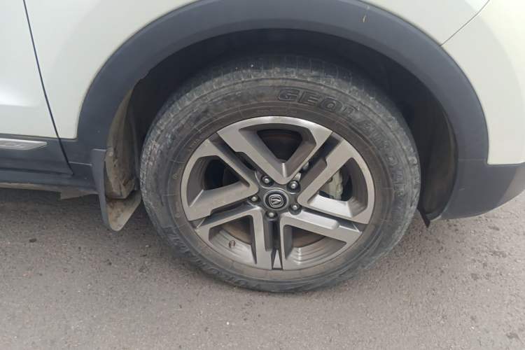 Used CHANGAN CS55 2017 1.5T Automatic Colorful Edition Right Front Wheel Hub
