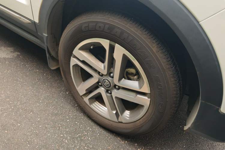 Used CHANGAN CS55 2017 1.5T Automatic Colorful Edition Right Front Wheel Hub