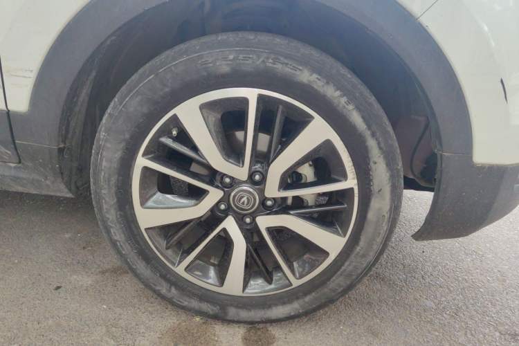 Used CHANGAN CS55 2017 1.5T Automatic Xuan Dong Model Right Front Wheel Hub