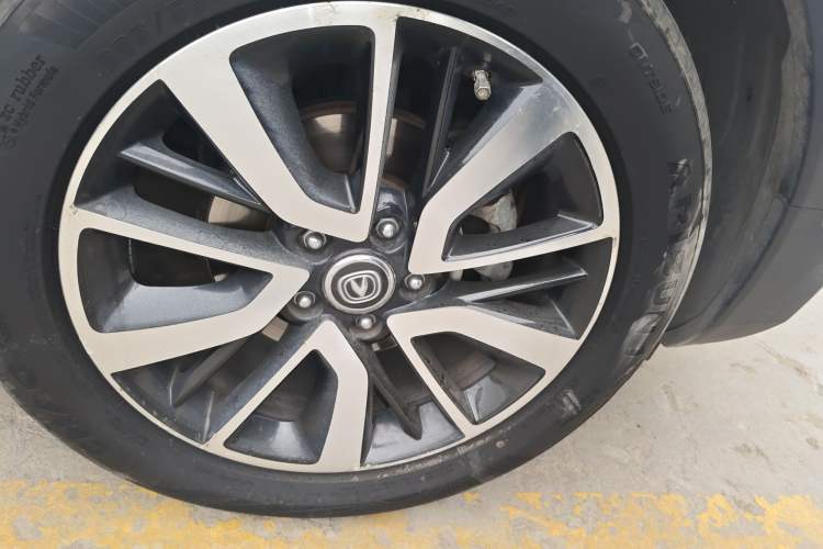 Used CHANGAN CS55 2017 1.5T Manual Xuan Dong Model Right Front Wheel Hub