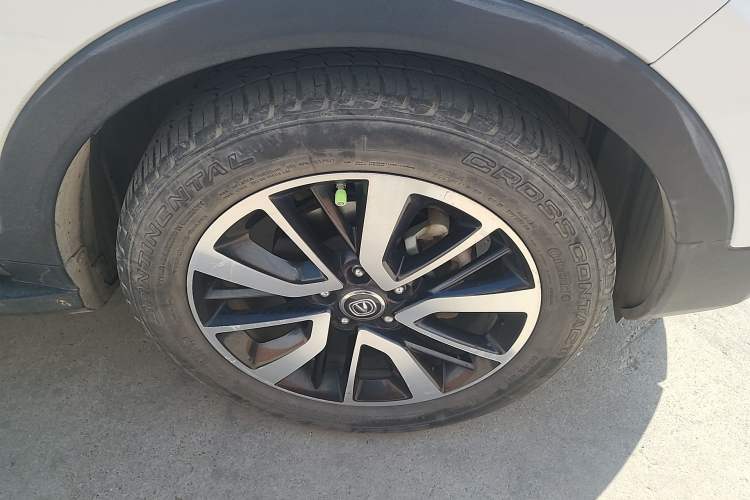 Used CHANGAN CS55 2017 1.5T Automatic Xuan Dong Model Right Front Wheel Hub