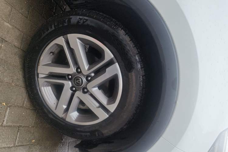 Used CHANGAN CS55 2017 1.5T Automatic Colorful Edition Right Front Wheel Hub
