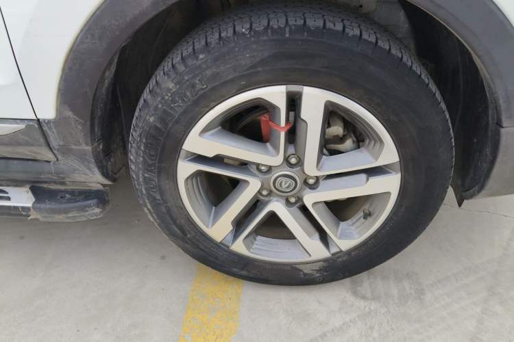 Used CHANGAN CS55 2017 1.5T Manual Colorful Edition Right Front Wheel Hub