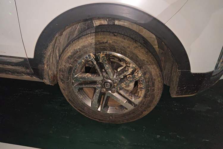 Used CHANGAN CS55 2017 1.5T Automatic Colorful Edition Right Front Wheel Hub
