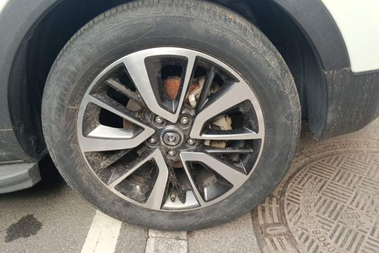 Used CHANGAN CS55 2017 1.5T Manual Xuan Dong Model Right Front Wheel Hub