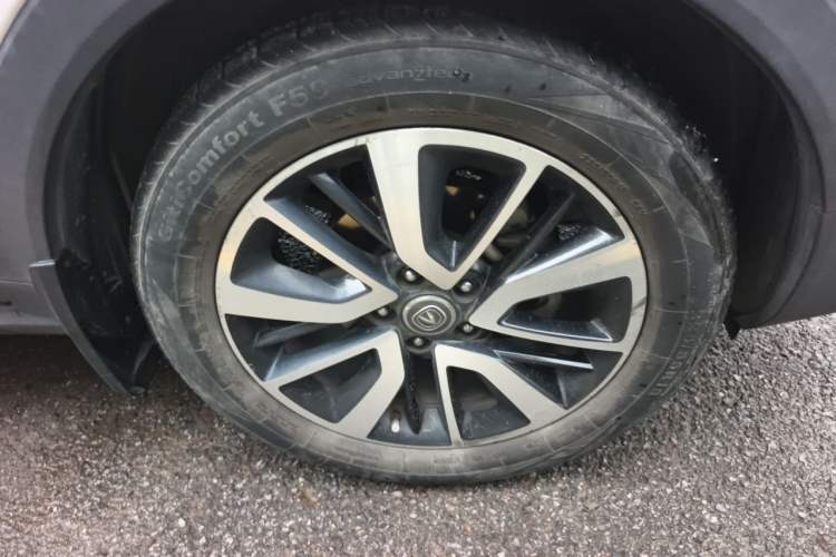 Used CHANGAN CS55 2017 1.5T Automatic Xuan Dong Model Right Front Wheel Hub