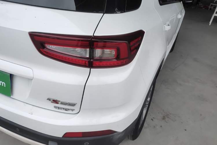 Used CHANGAN CS55 2017 1.5T Manual Colorful Edition Right Rear Taillight
