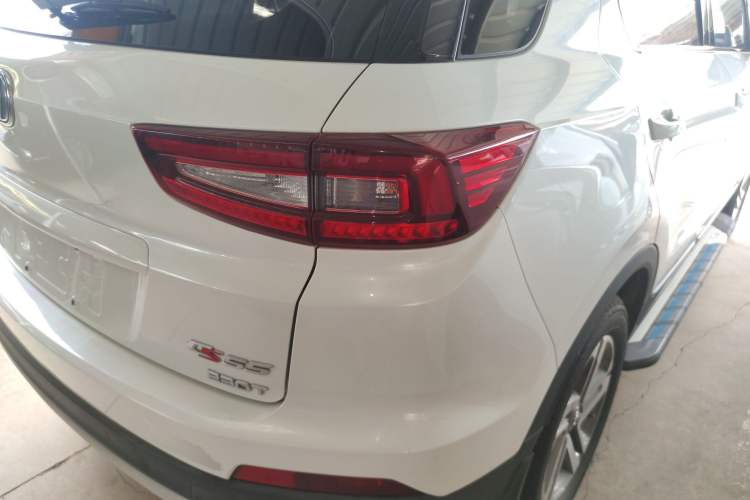 Used CHANGAN CS55 2017 1.5T Automatic Colorful Edition Right Rear Taillight