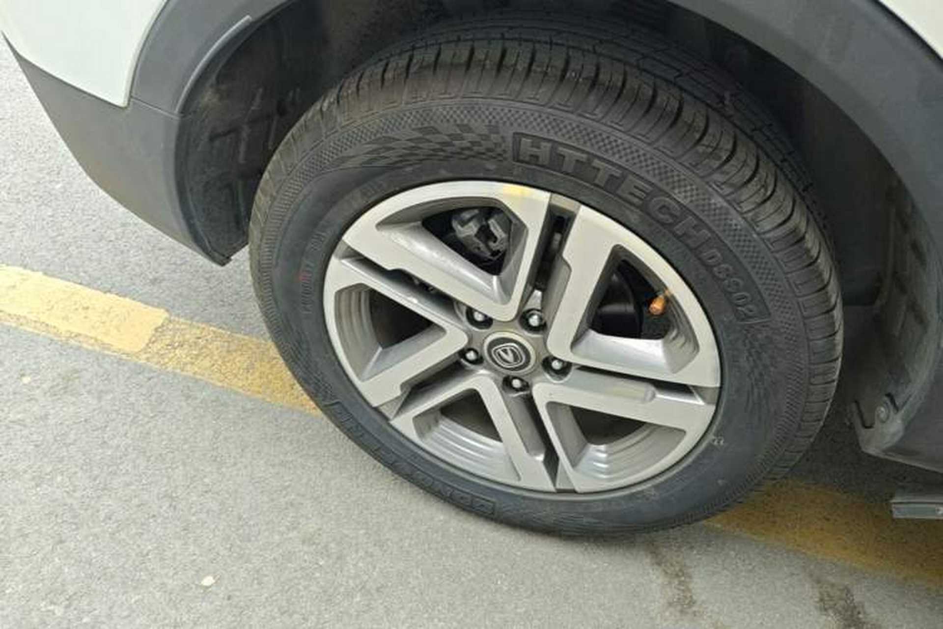 Used CHANGAN CS55 2017 1.5T Automatic Colorful Edition Right Rear Wheel Hub