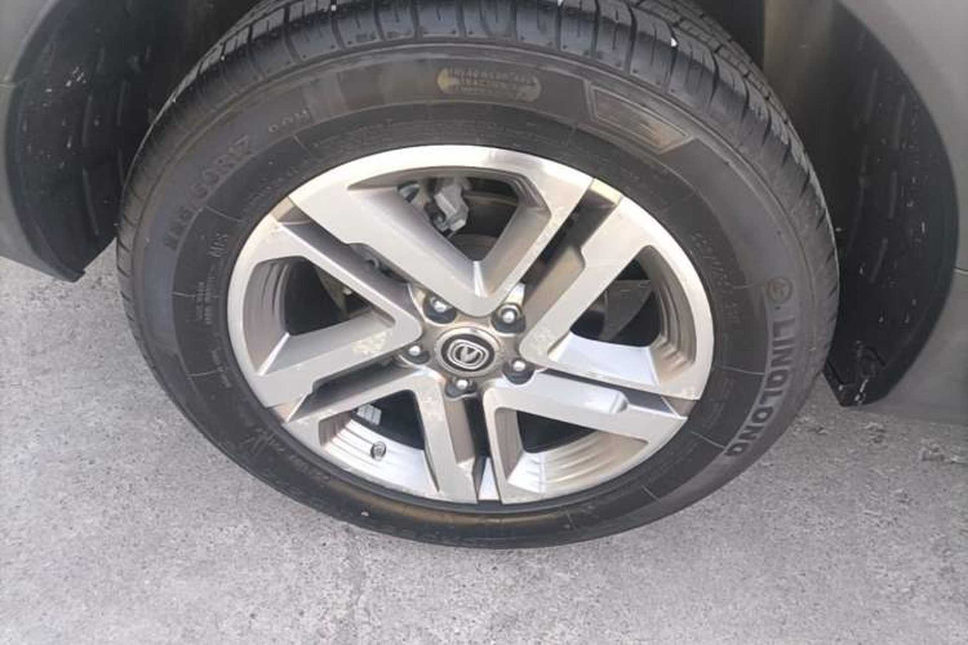 Used CHANGAN CS55 2017 1.5T Automatic Colorful Edition Right Rear Wheel Hub