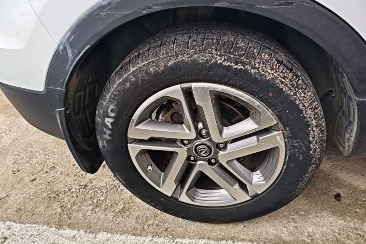 Used CHANGAN CS55 2017 1.5T Automatic Colorful Edition Right Rear Wheel Hub
