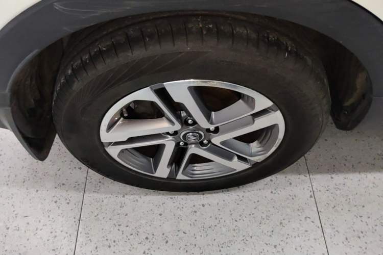 Used CHANGAN CS55 2017 1.5T Automatic Colorful Edition Right Rear Wheel Hub