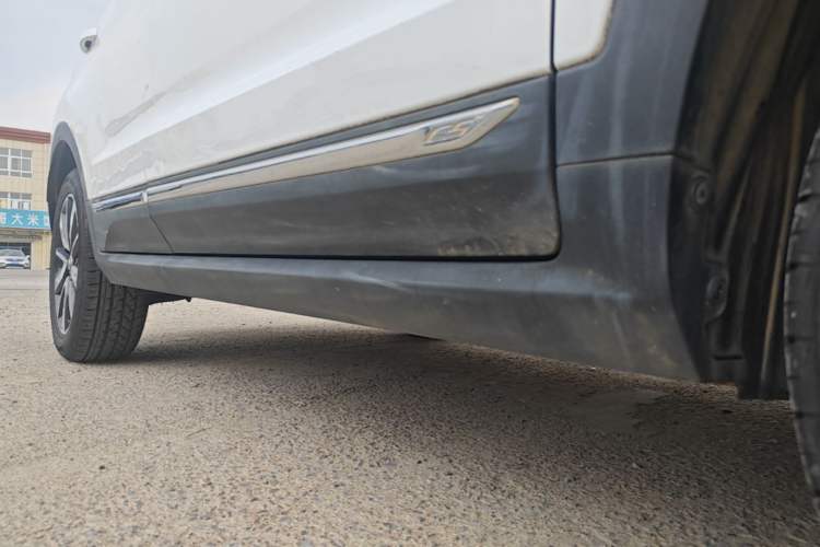 Used CHANGAN CS55 2017 1.5T Automatic Xuan Dong Model Right Side Sill