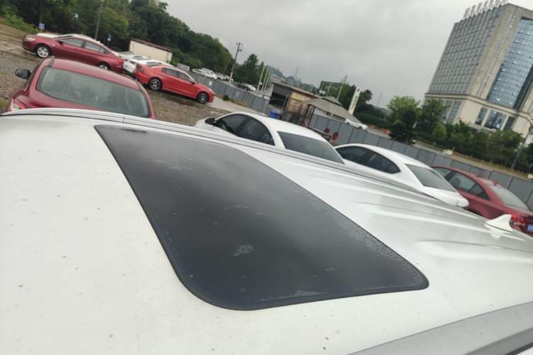 Used CHANGAN CS55 2017 1.5T Automatic Colorful Edition Roof