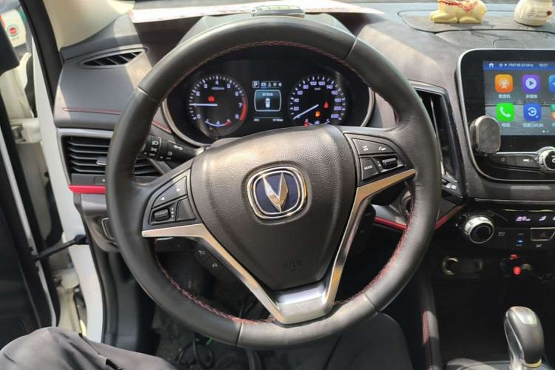 Used CHANGAN CS55 2017 1.5T Automatic Colorful Edition Steering Wheel