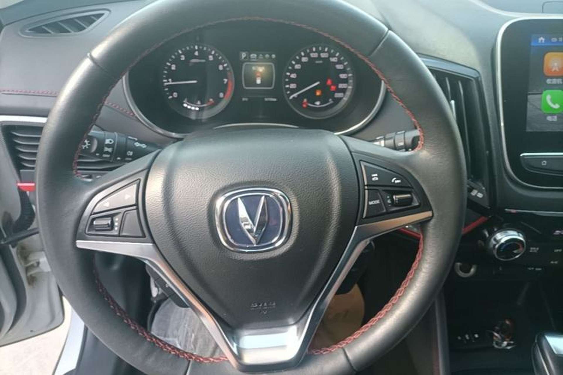 Used CHANGAN CS55 2017 1.5T Automatic Colorful Edition Steering Wheel