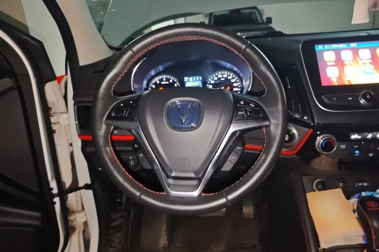 Used CHANGAN CS55 2017 1.5T Automatic Colorful Edition Steering Wheel
