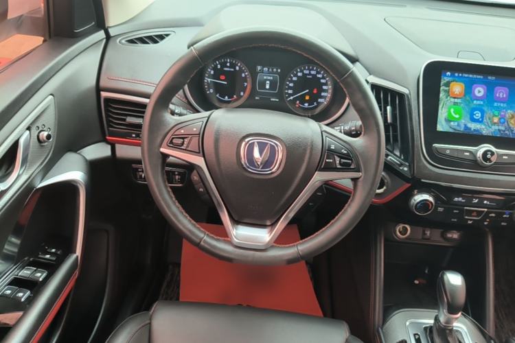 Used CHANGAN CS55 2017 1.5T Automatic Colorful Edition Steering Wheel
