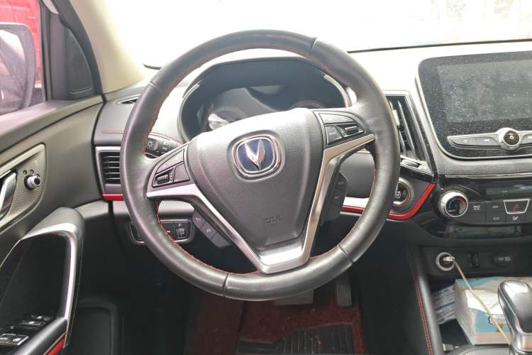 Used CHANGAN CS55 2017 1.5T Automatic Colorful Edition Steering Wheel